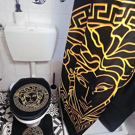 Elegant In The Historic Center * Sanremo