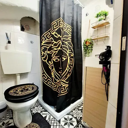 Elegant In The Historic Center * Sanremo