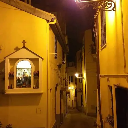 Elegant In The Historic Center * Sanremo