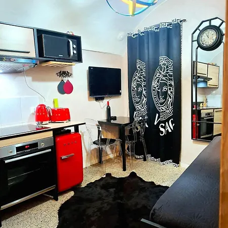 Elegant In The Historic Center * Sanremo