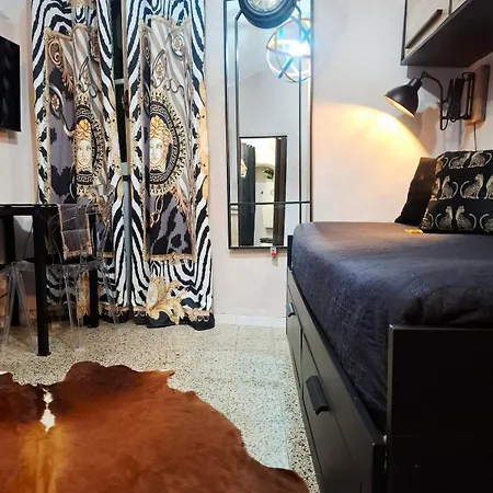 Elegant In The Historic Center * Sanremo