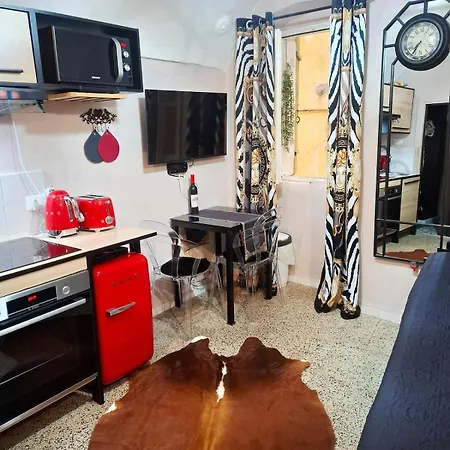 Appartamento Elegant In The Historic Center *