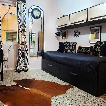 Elegant In The Historic Center Sanremo