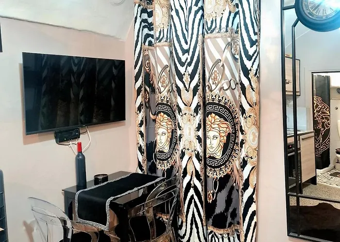 Appartamento Elegant In The Historic Center *