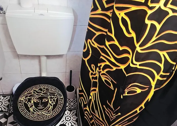 Elegant In The Historic Center * Sanremo